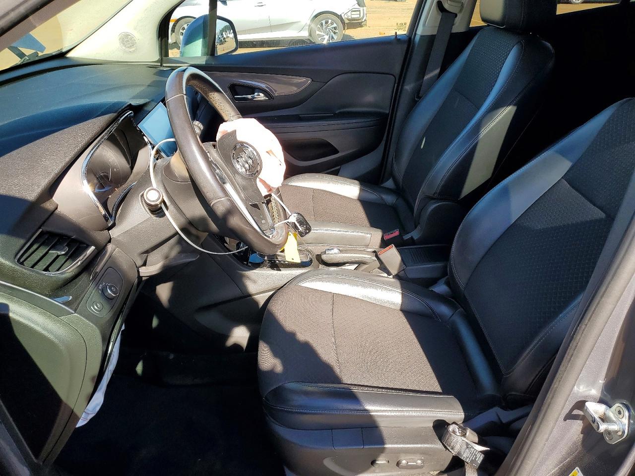 2019 BUICK ENCORE PREFERRED photo 7