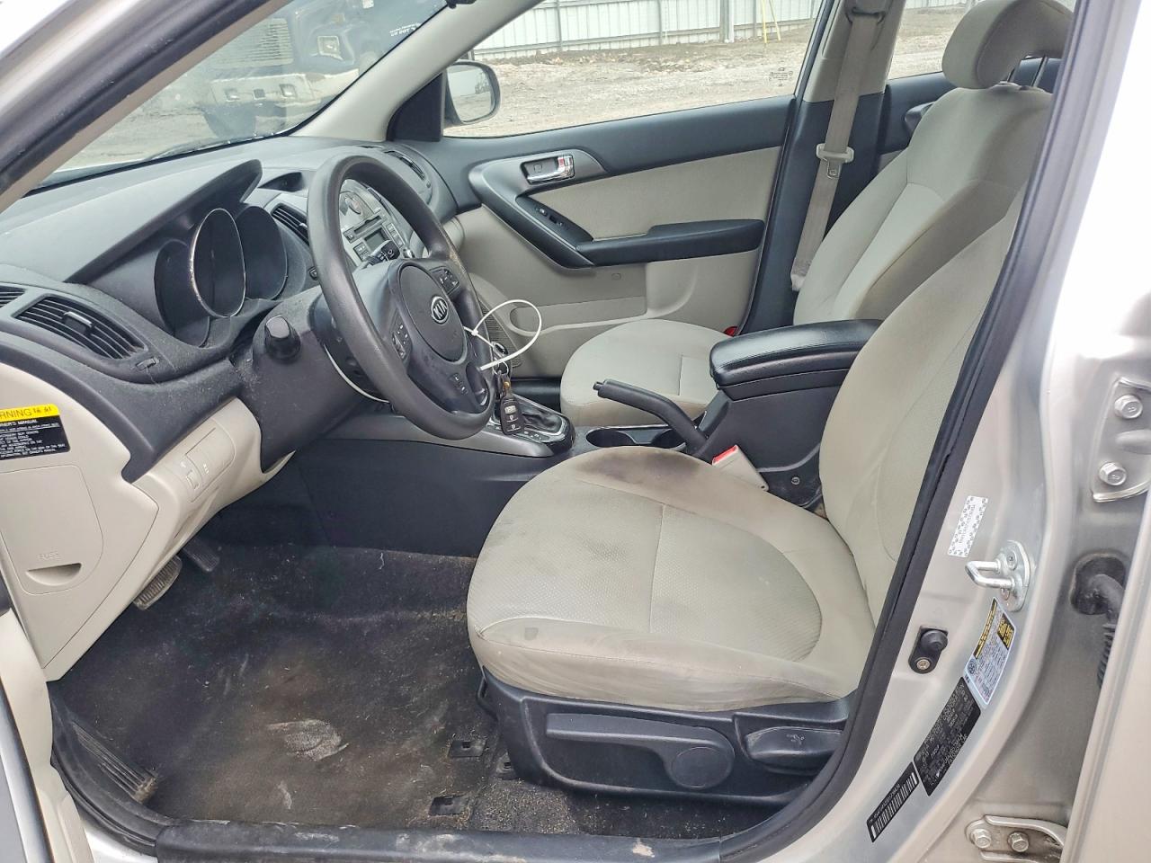 2013 KIA FORTE EX photo 19