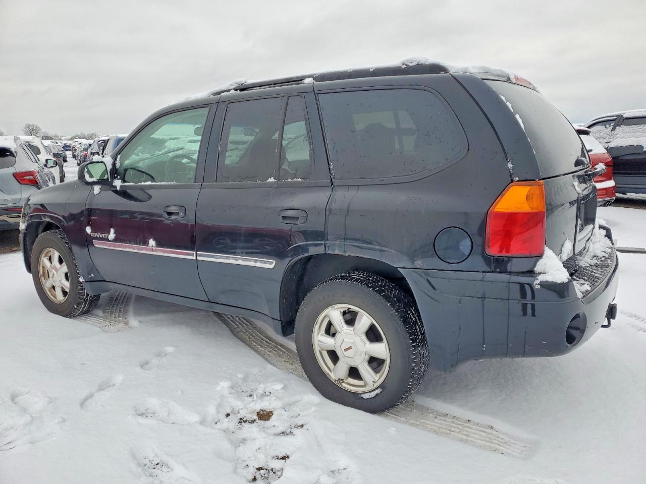 2006 GMC ENVOY photo 2