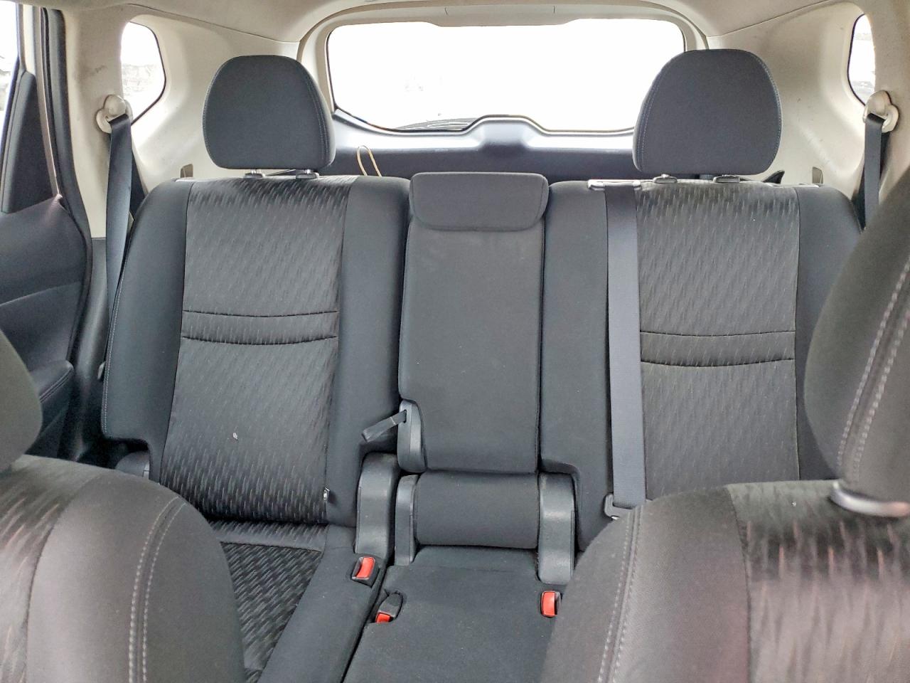 2018 NISSAN ROGUE S photo 10