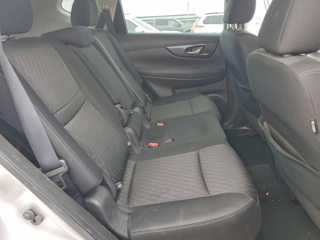 2018 NISSAN ROGUE S photo 11