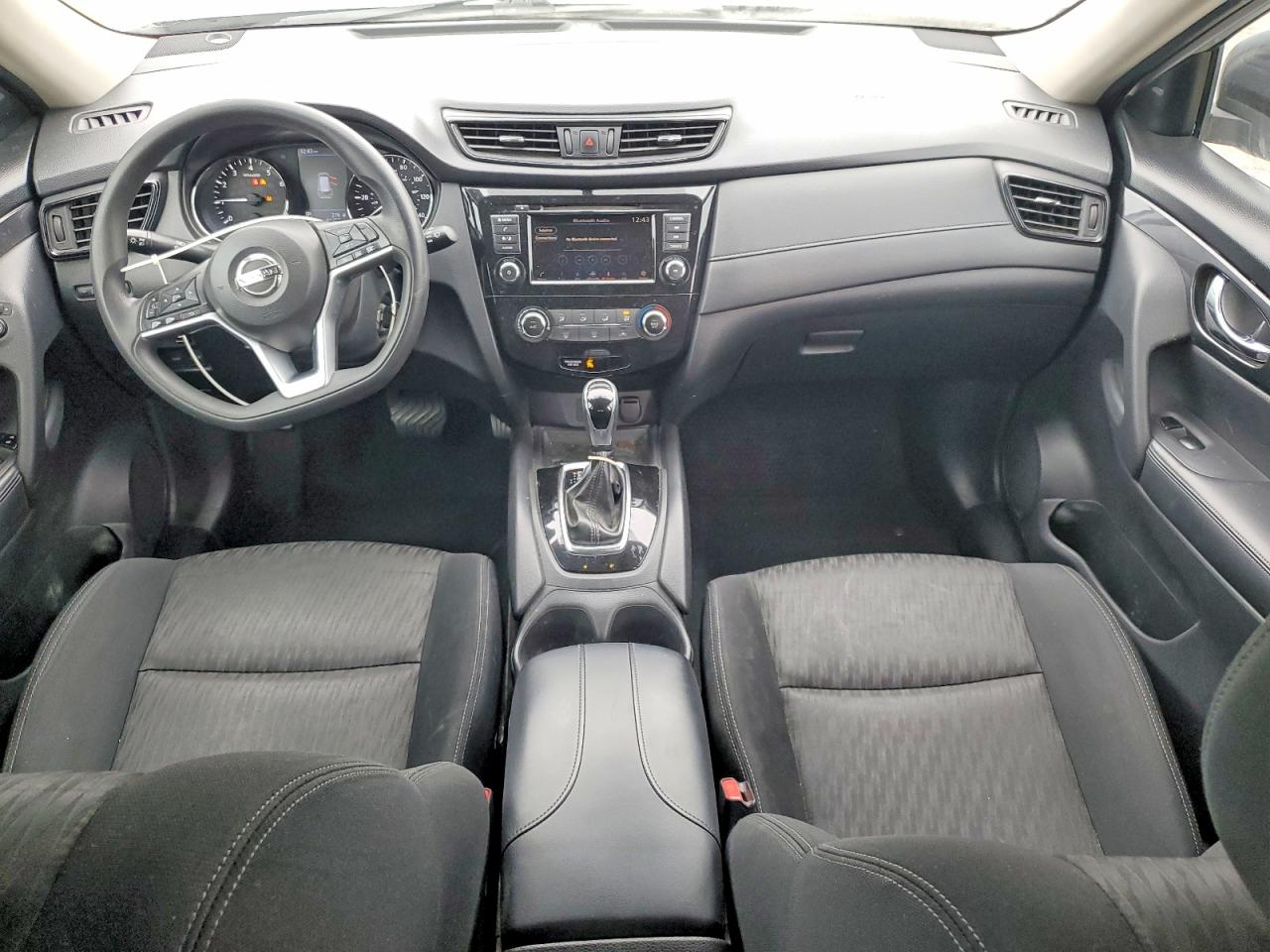 2018 NISSAN ROGUE S photo 8