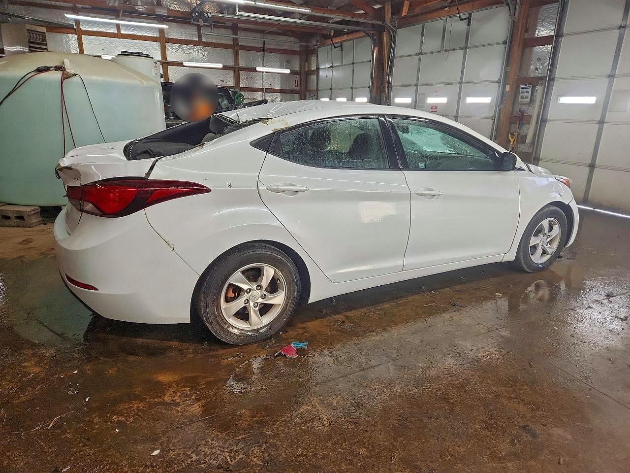 2015 HYUNDAI ELANTRA SE photo 3