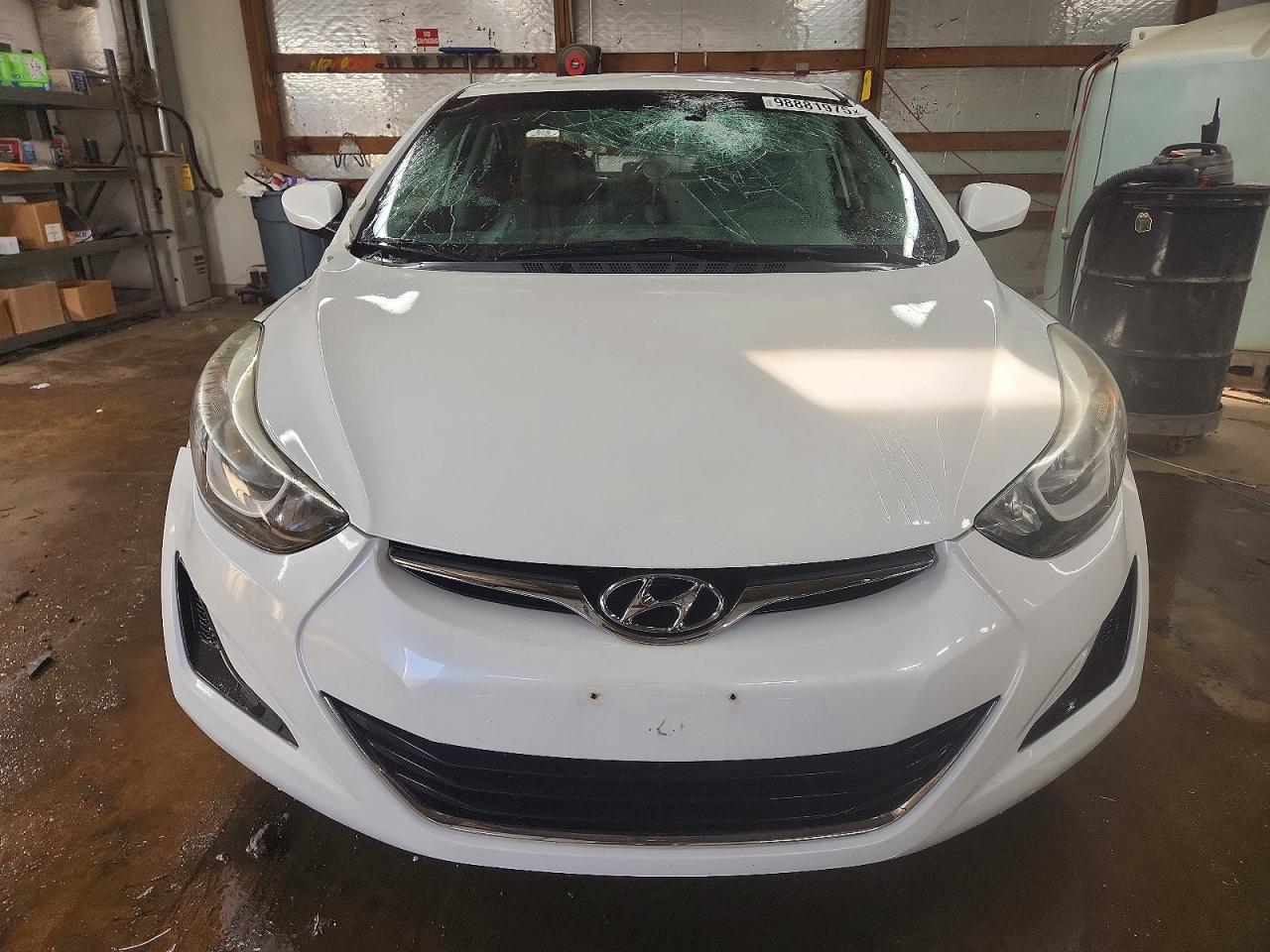 2015 HYUNDAI ELANTRA SE photo 5