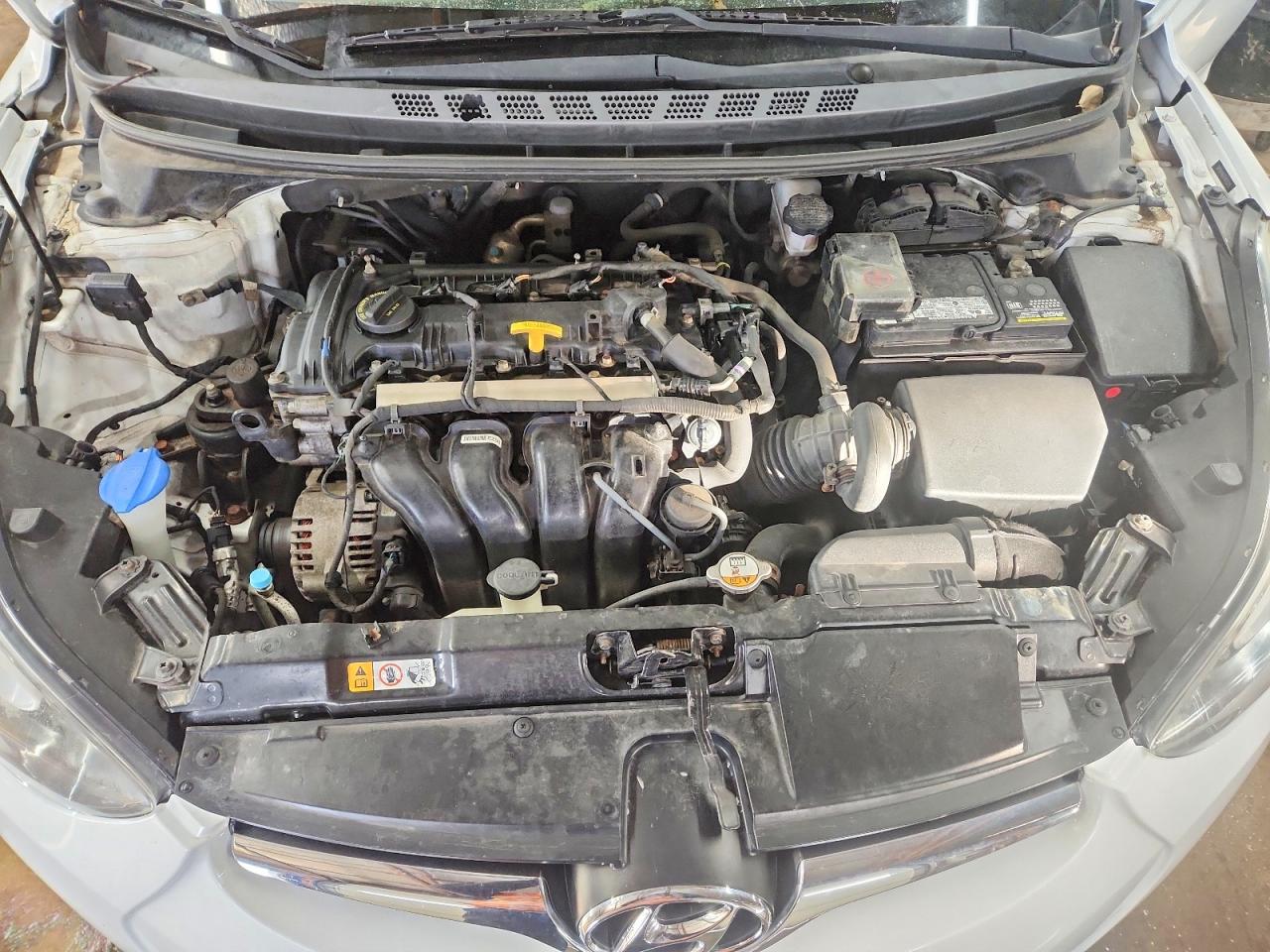 2015 HYUNDAI ELANTRA SE photo 11