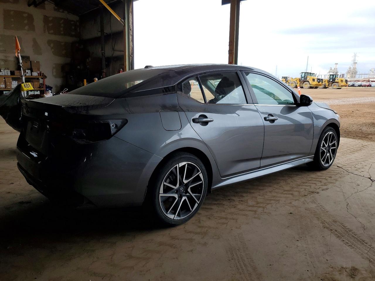 2024 NISSAN SENTRA SR photo 3