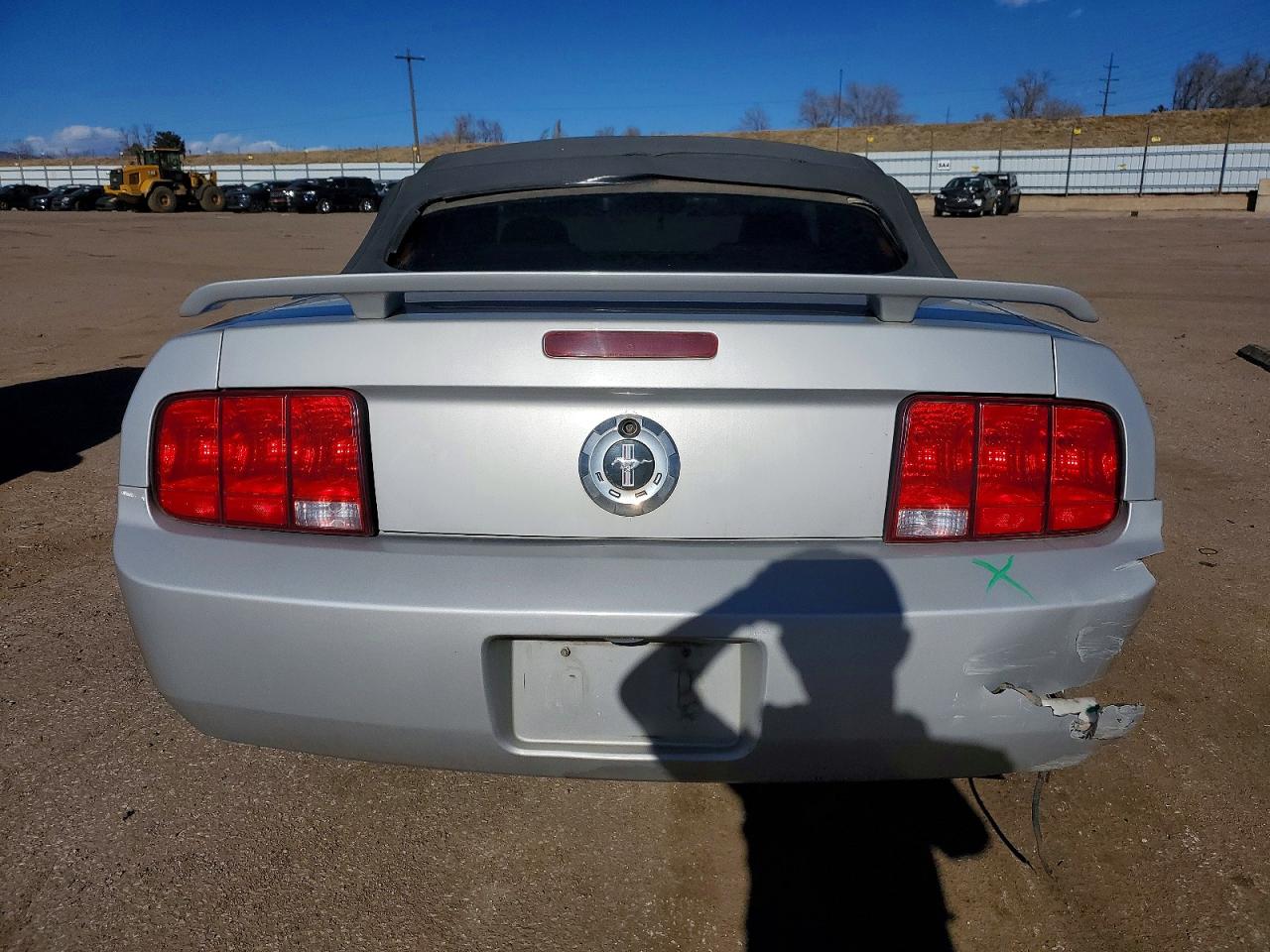 2005 FORD MUSTANG photo 6