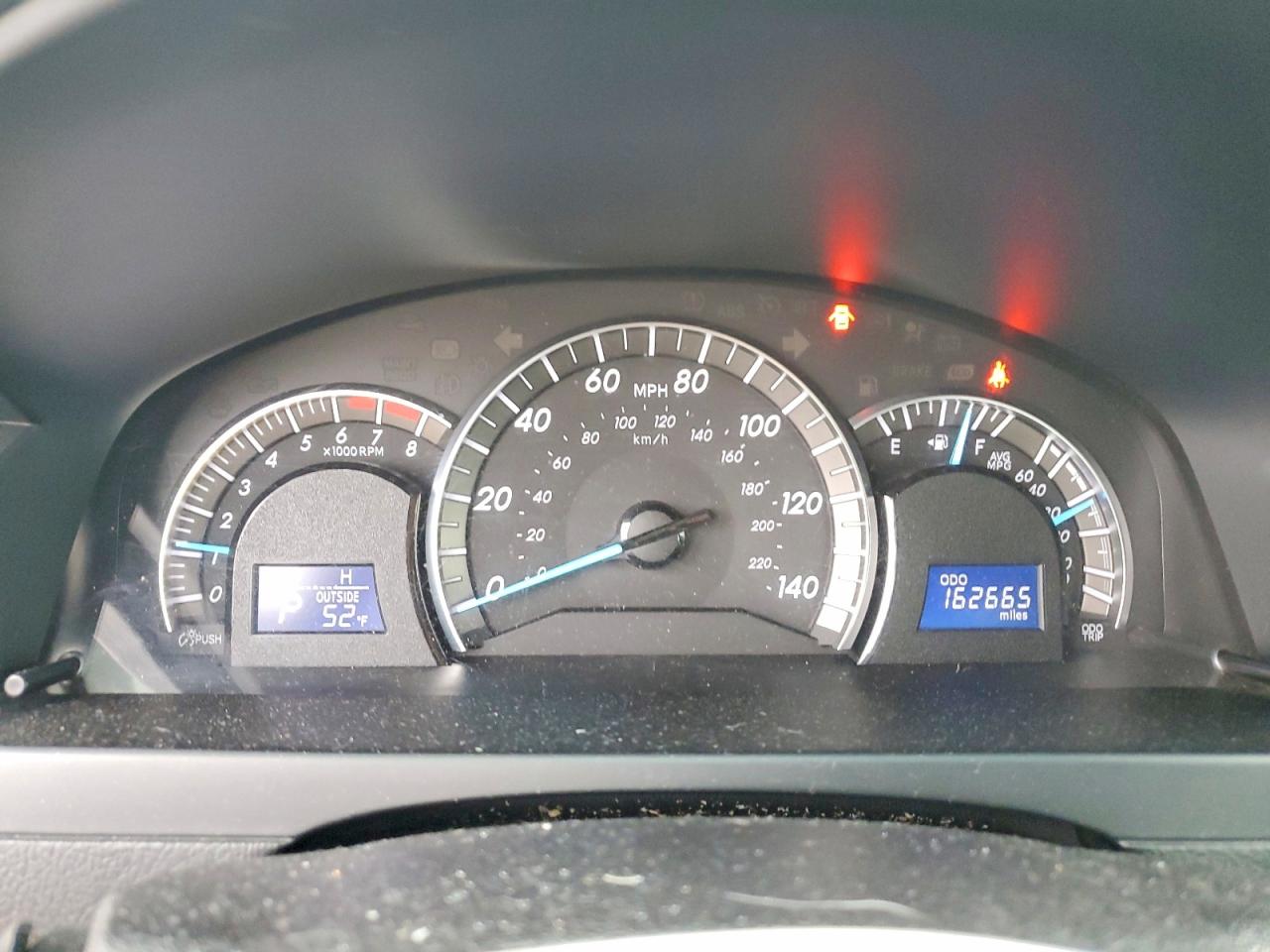 2014 TOYOTA CAMRY L photo 9