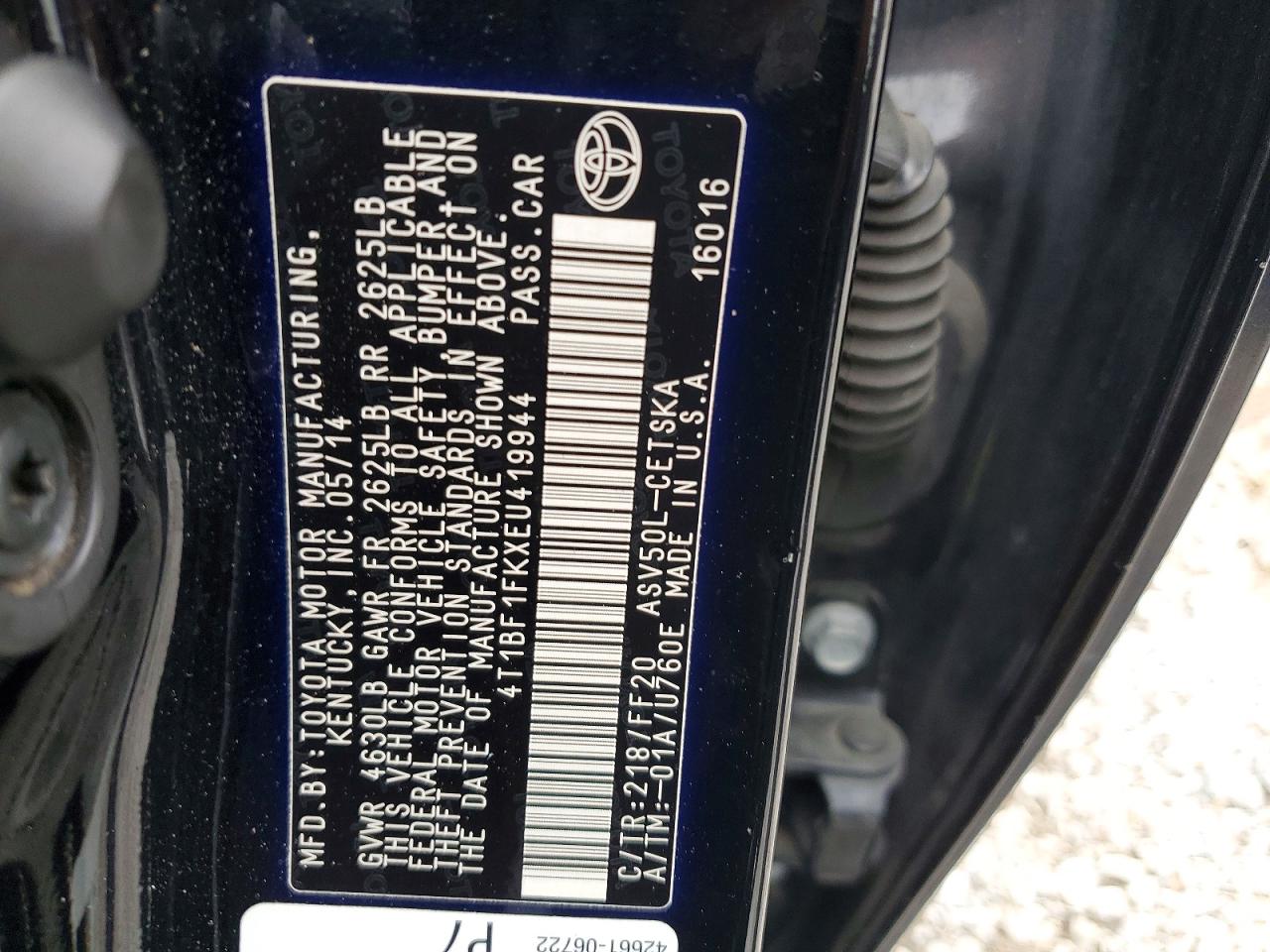 2014 TOYOTA CAMRY L photo 12