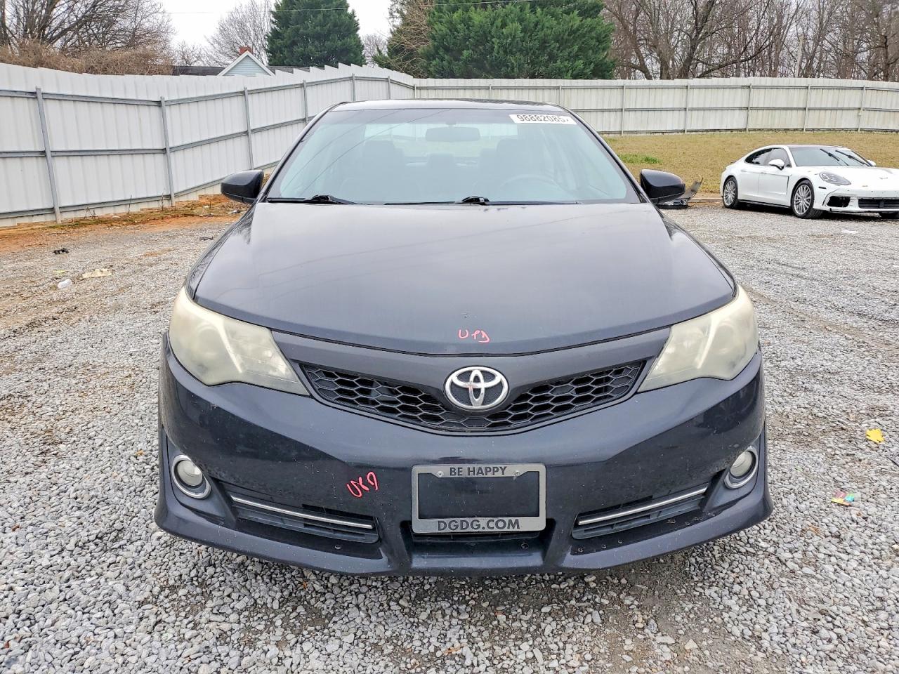 2014 TOYOTA CAMRY L photo 5