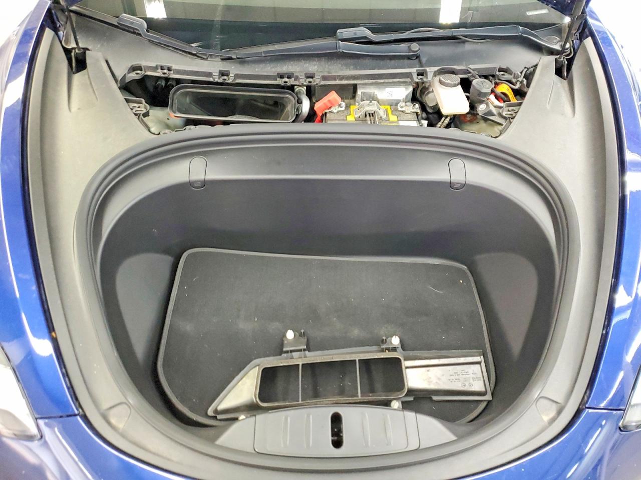 2018 TESLA MODEL 3 photo 11