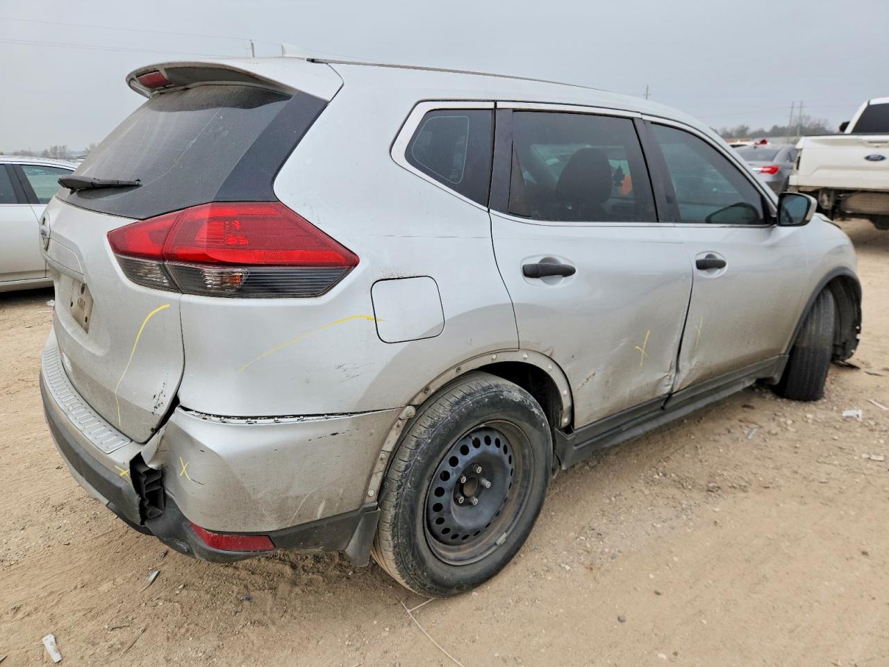 2018 NISSAN ROGUE S photo 3