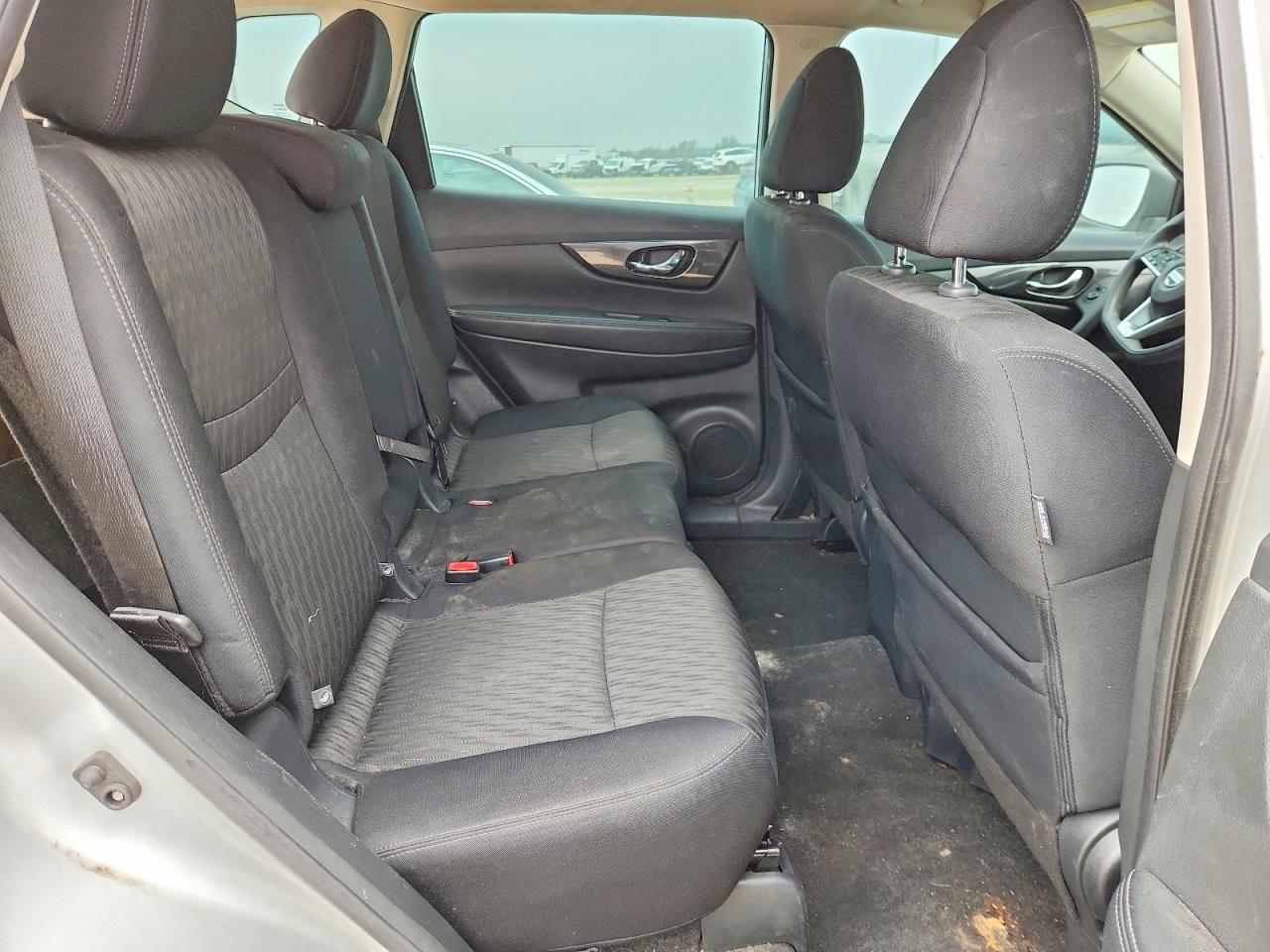 2018 NISSAN ROGUE S photo 10