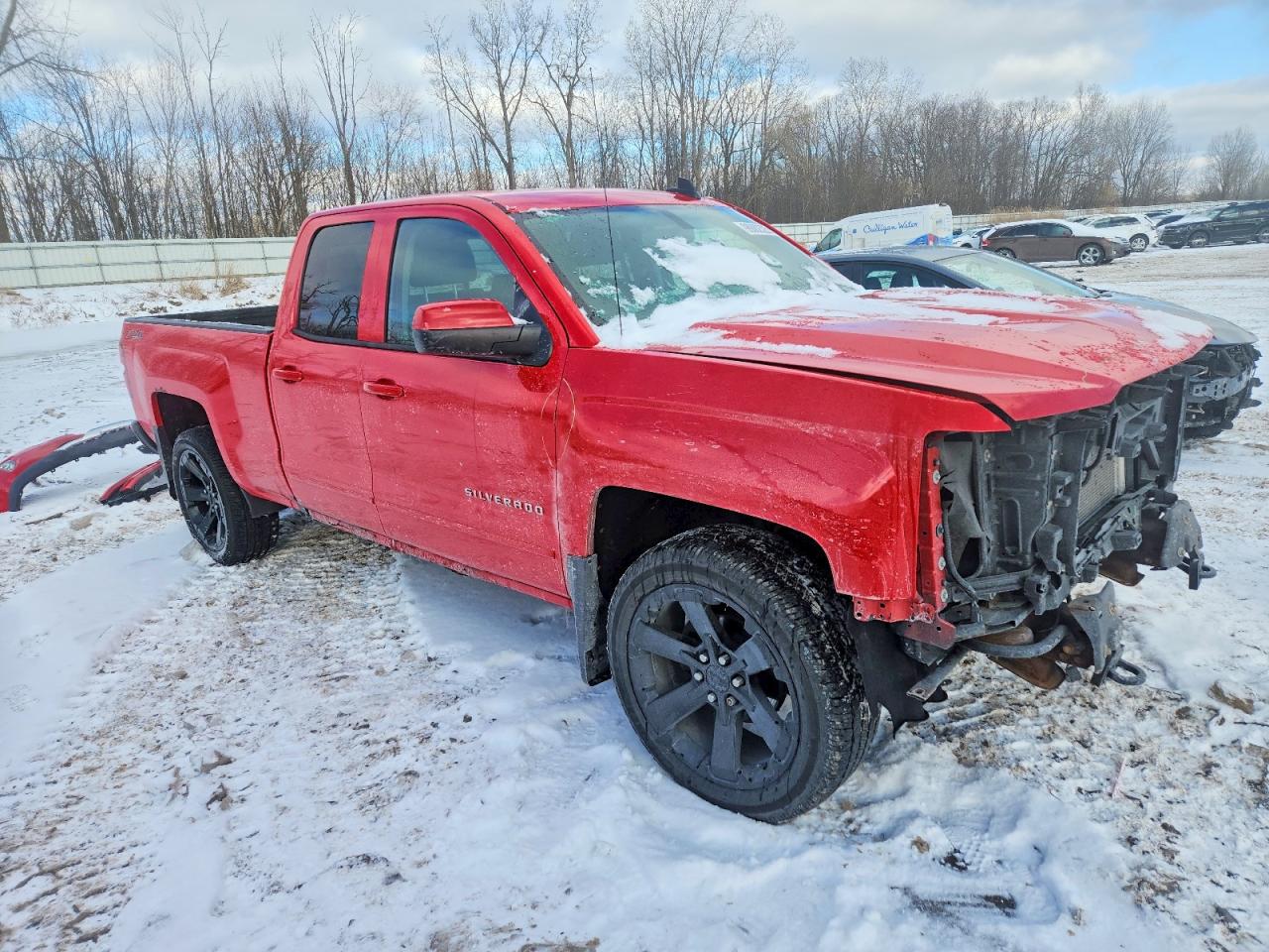 2016 CHEVROLET SILVERADO K1500 LT photo 4