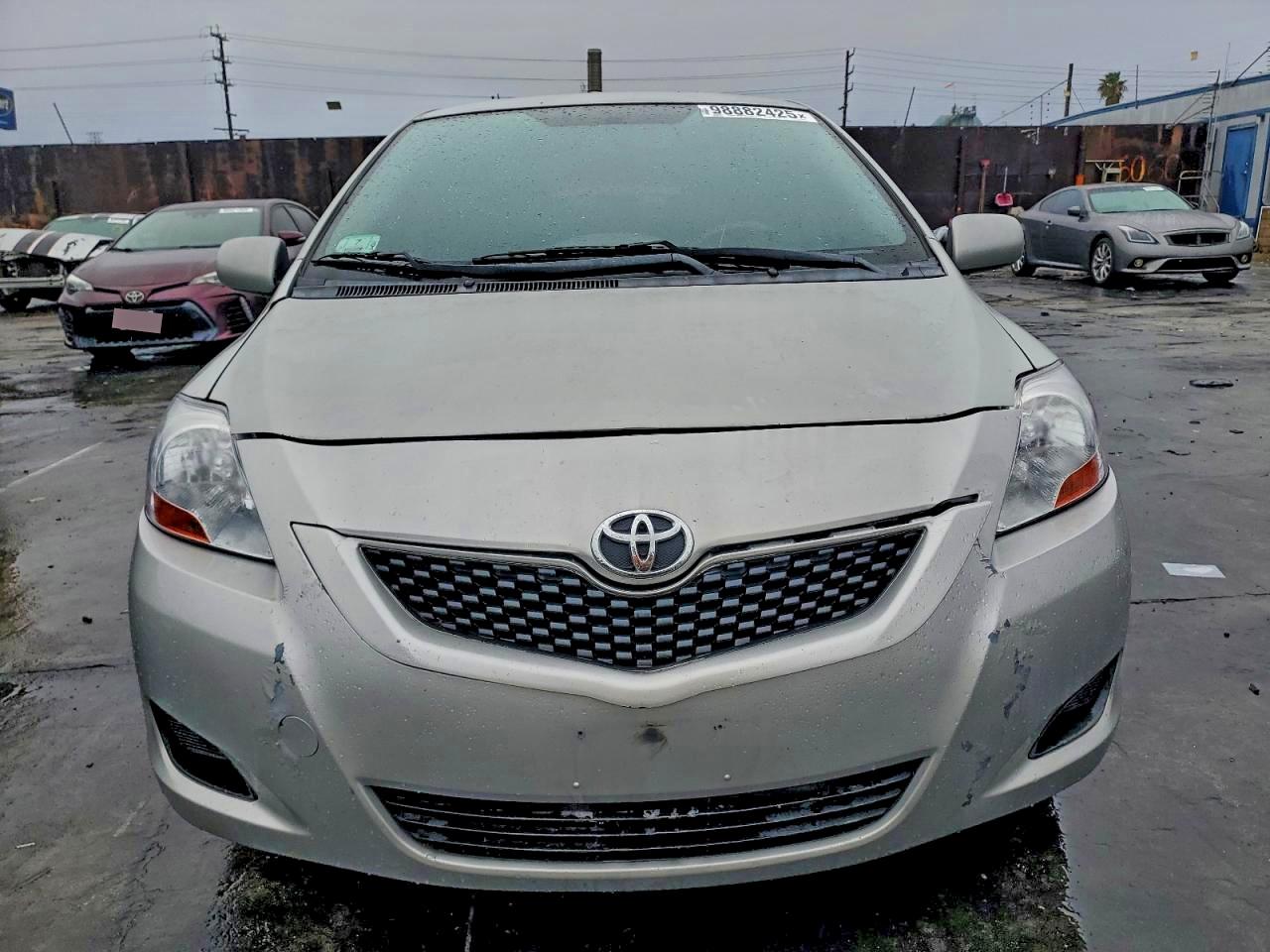 2009 TOYOTA YARIS photo 5