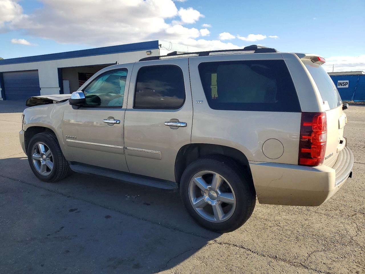 2012 CHEVROLET TAHOE K1500 LTZ photo 2