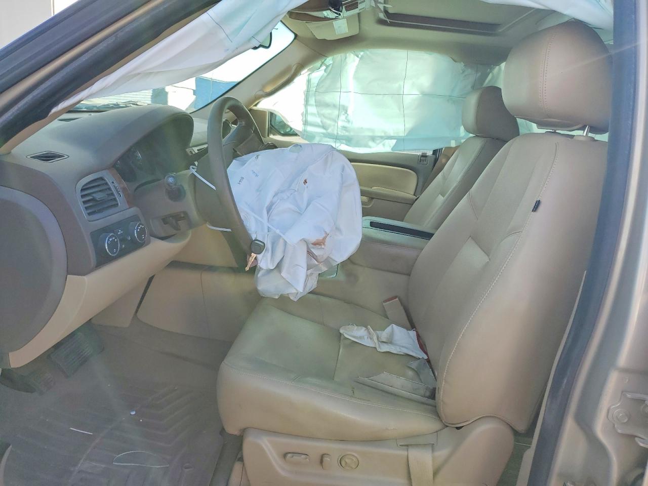 2012 CHEVROLET TAHOE K1500 LTZ photo 7