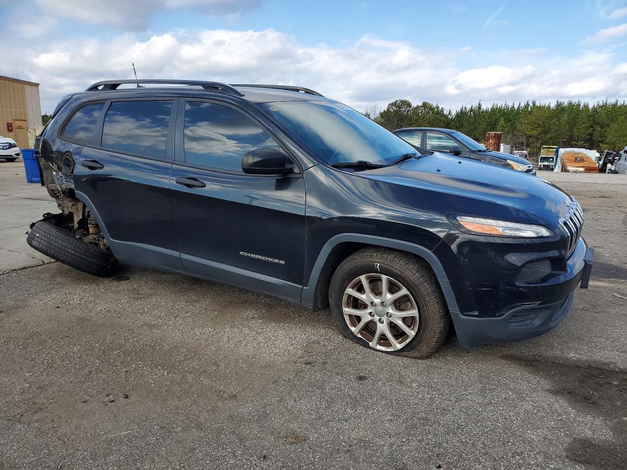 2016 JEEP CHEROKEE SPORT photo 4