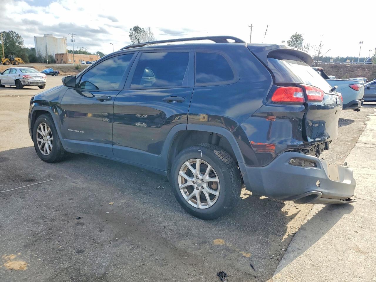 2016 JEEP CHEROKEE SPORT photo 2