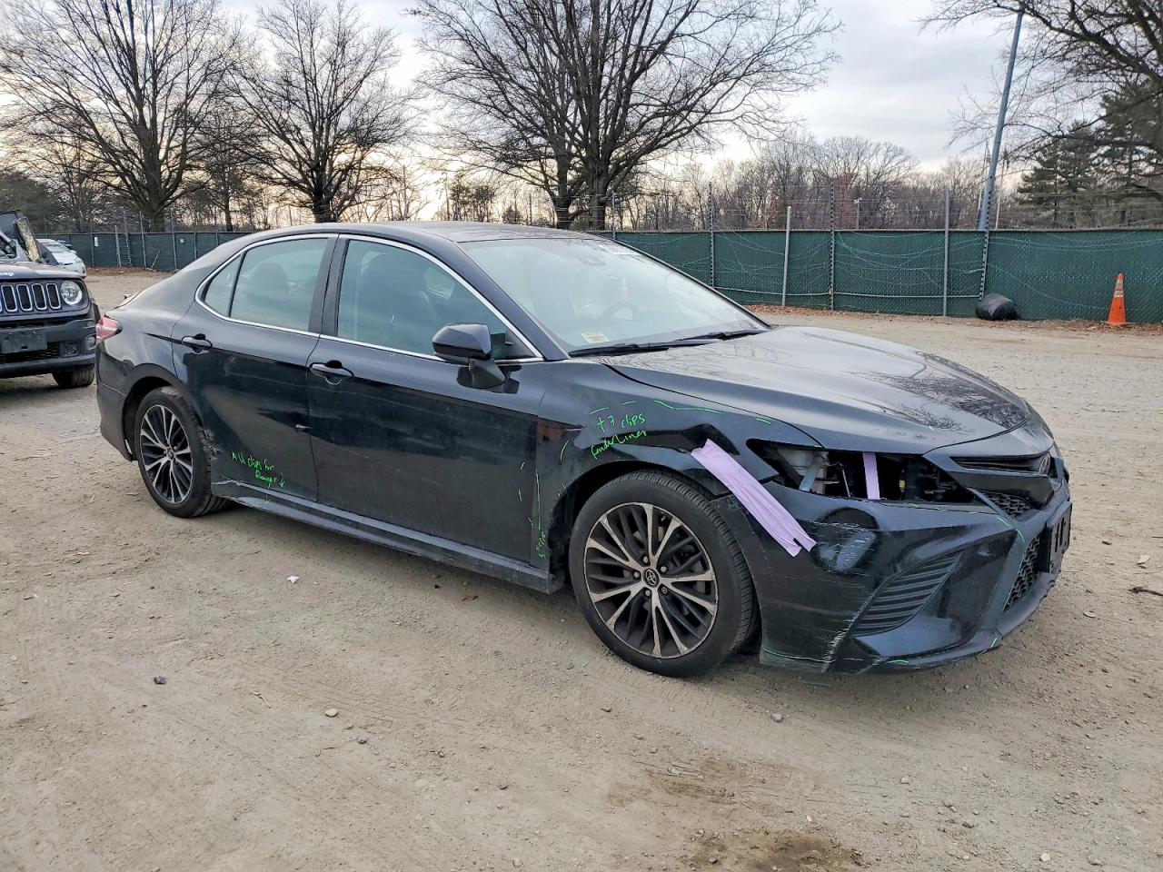 2019 TOYOTA CAMRY L photo 4