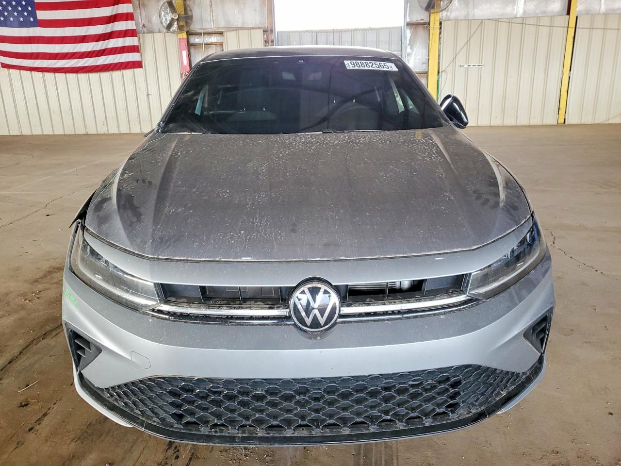 2025 VOLKSWAGEN JETTA SPORT photo 9