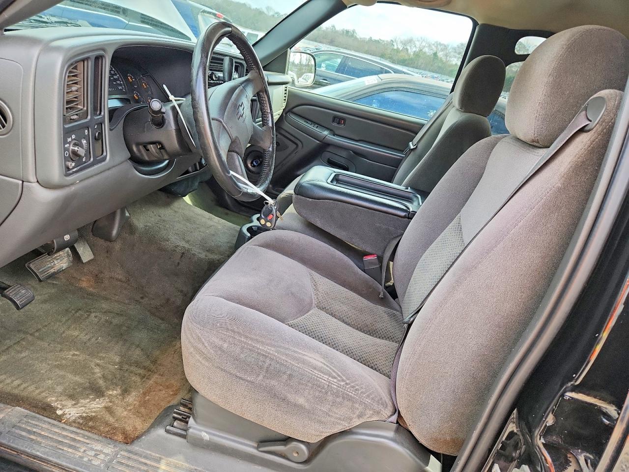 2006 CHEVROLET SILVERADO C1500 photo 13