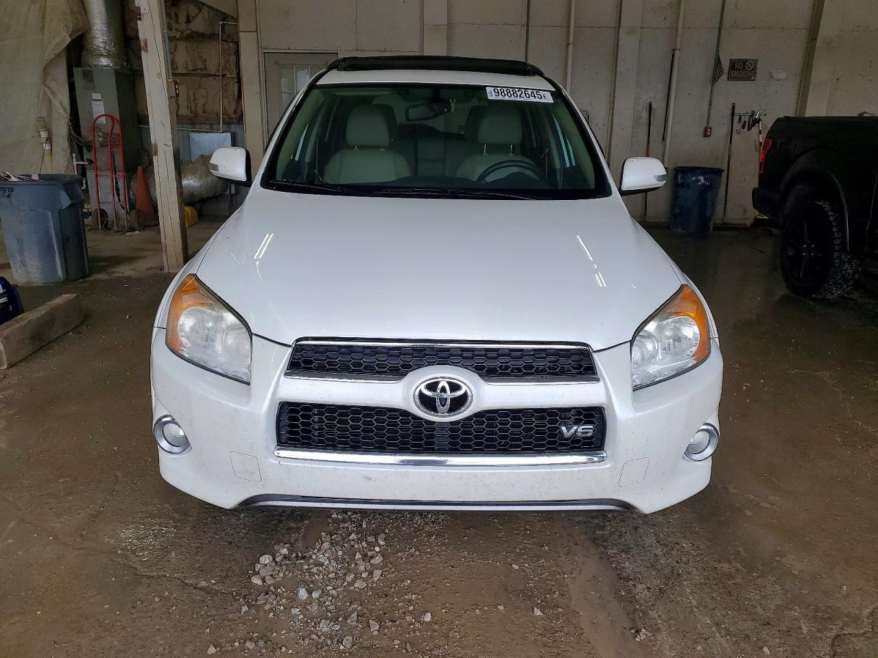 2012 TOYOTA RAV4 LIMITED photo 5