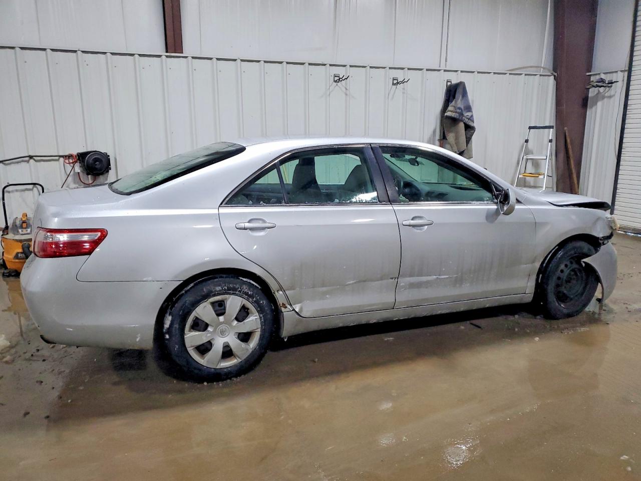 2007 TOYOTA CAMRY CE photo 3