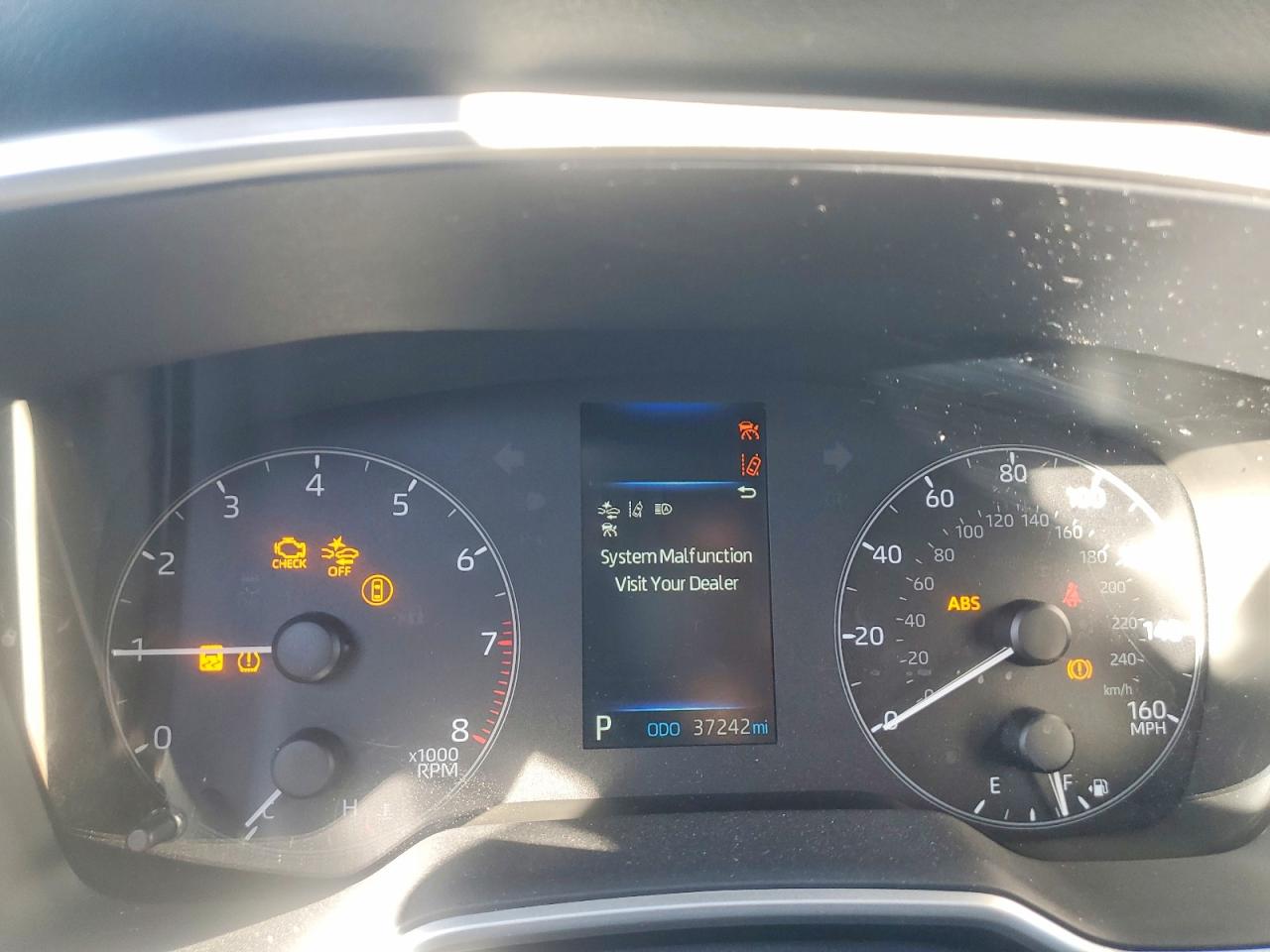 2025 TOYOTA COROLLA photo 17