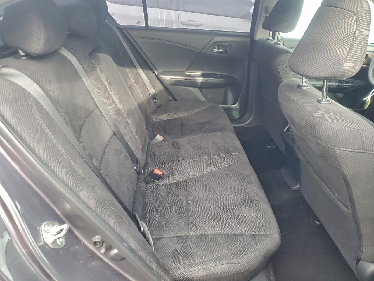 2017 HONDA ACCORD EX photo 10