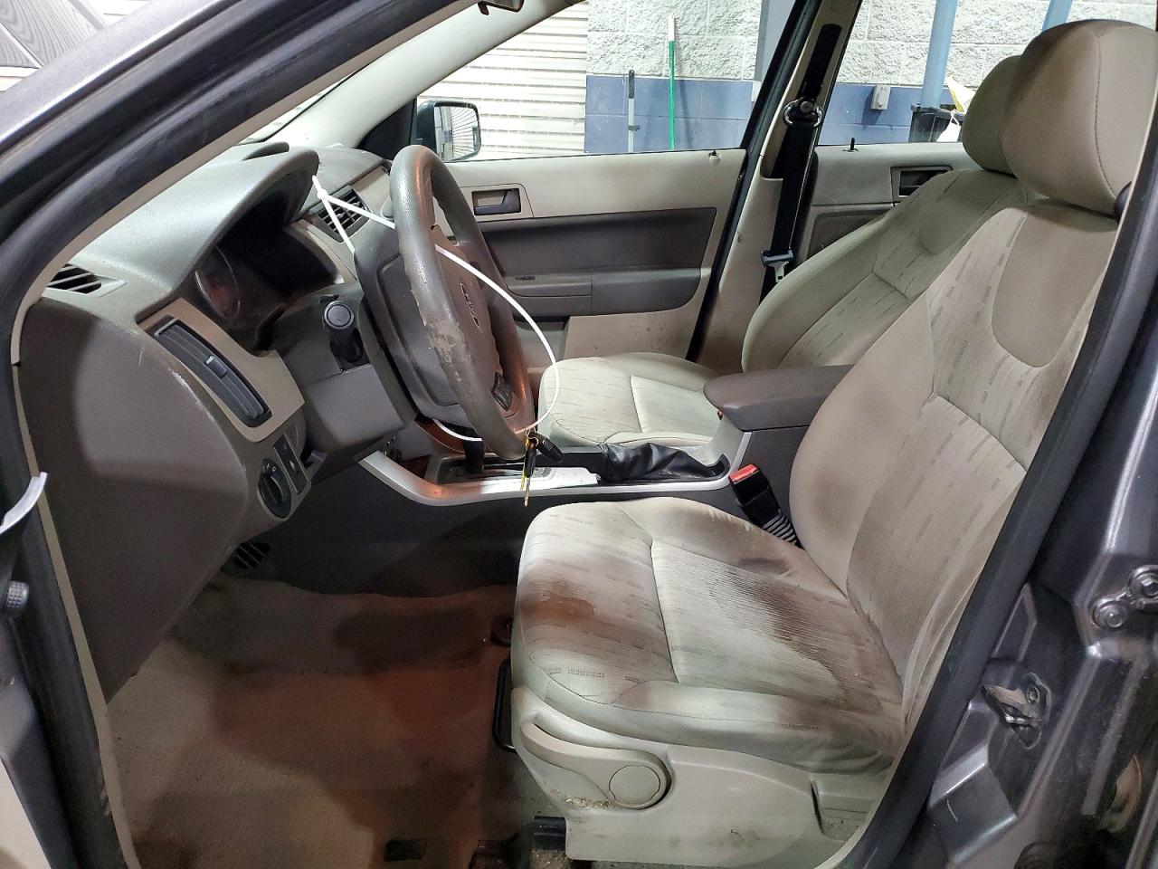 2009 FORD FOCUS SE photo 7