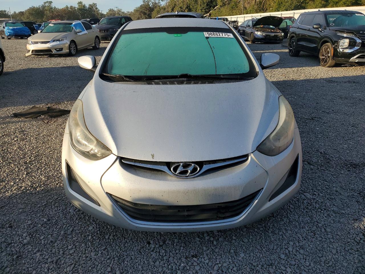 2016 HYUNDAI ELANTRA SE photo 5