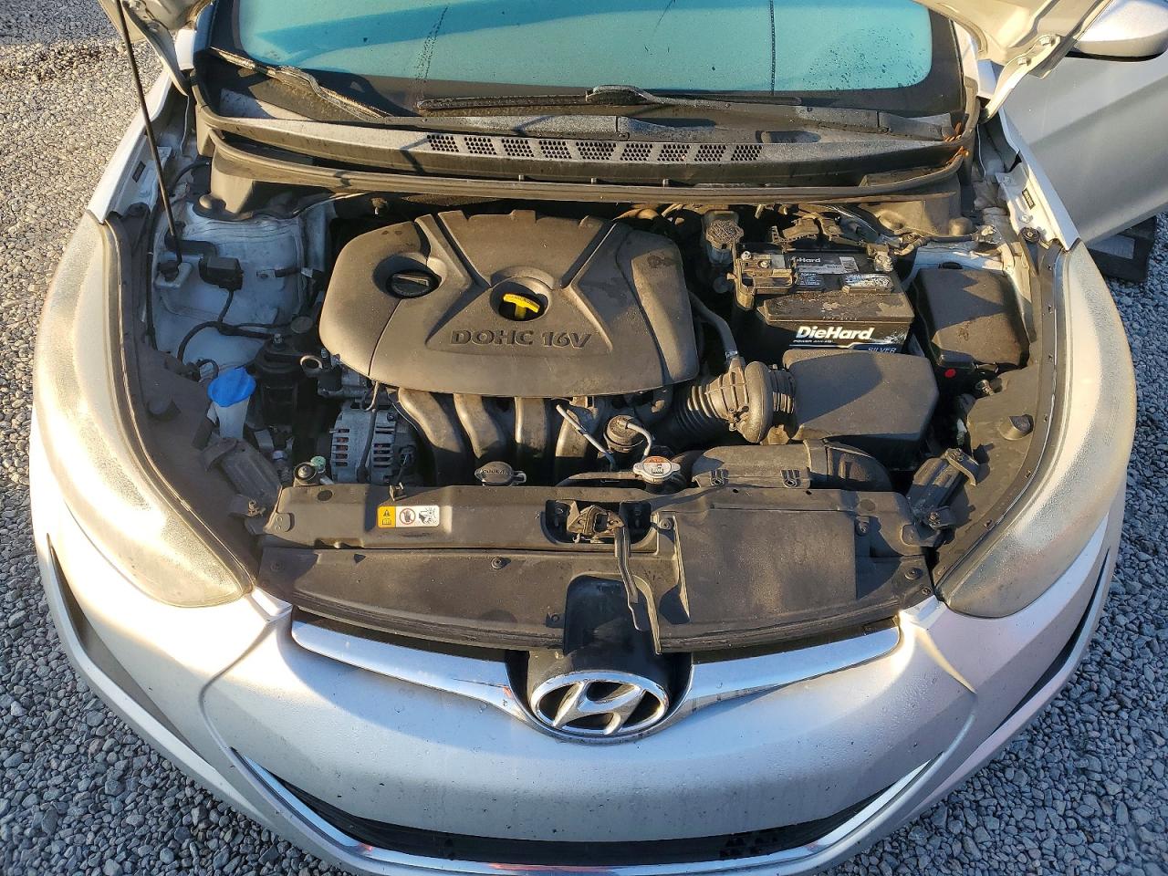 2016 HYUNDAI ELANTRA SE photo 11