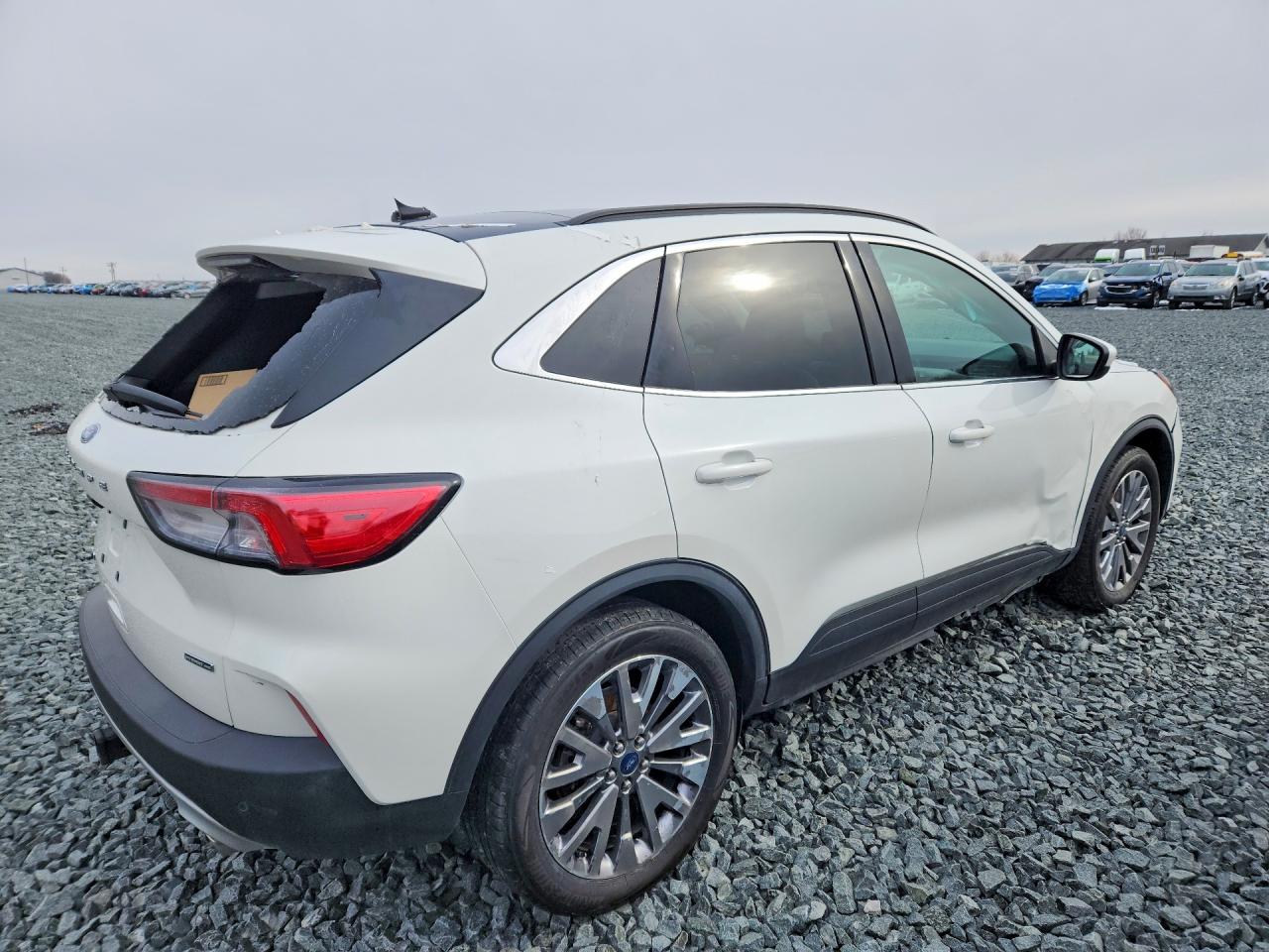 2022 FORD ESCAPE TITANIUM photo 3