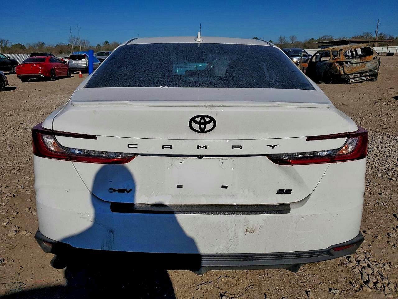 2025 TOYOTA CAMRY XSE photo 16