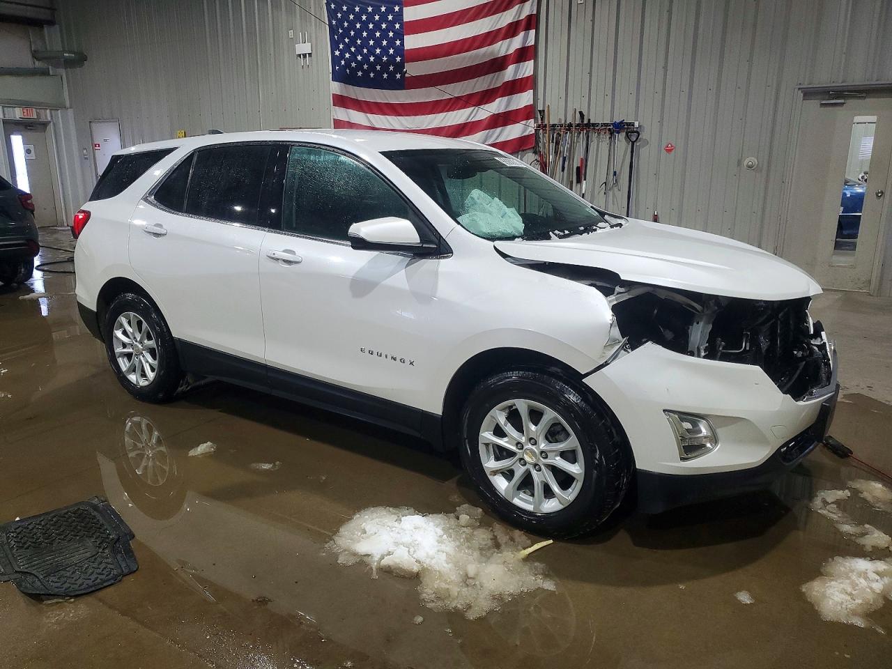2019 CHEVROLET EQUINOX LT photo 4