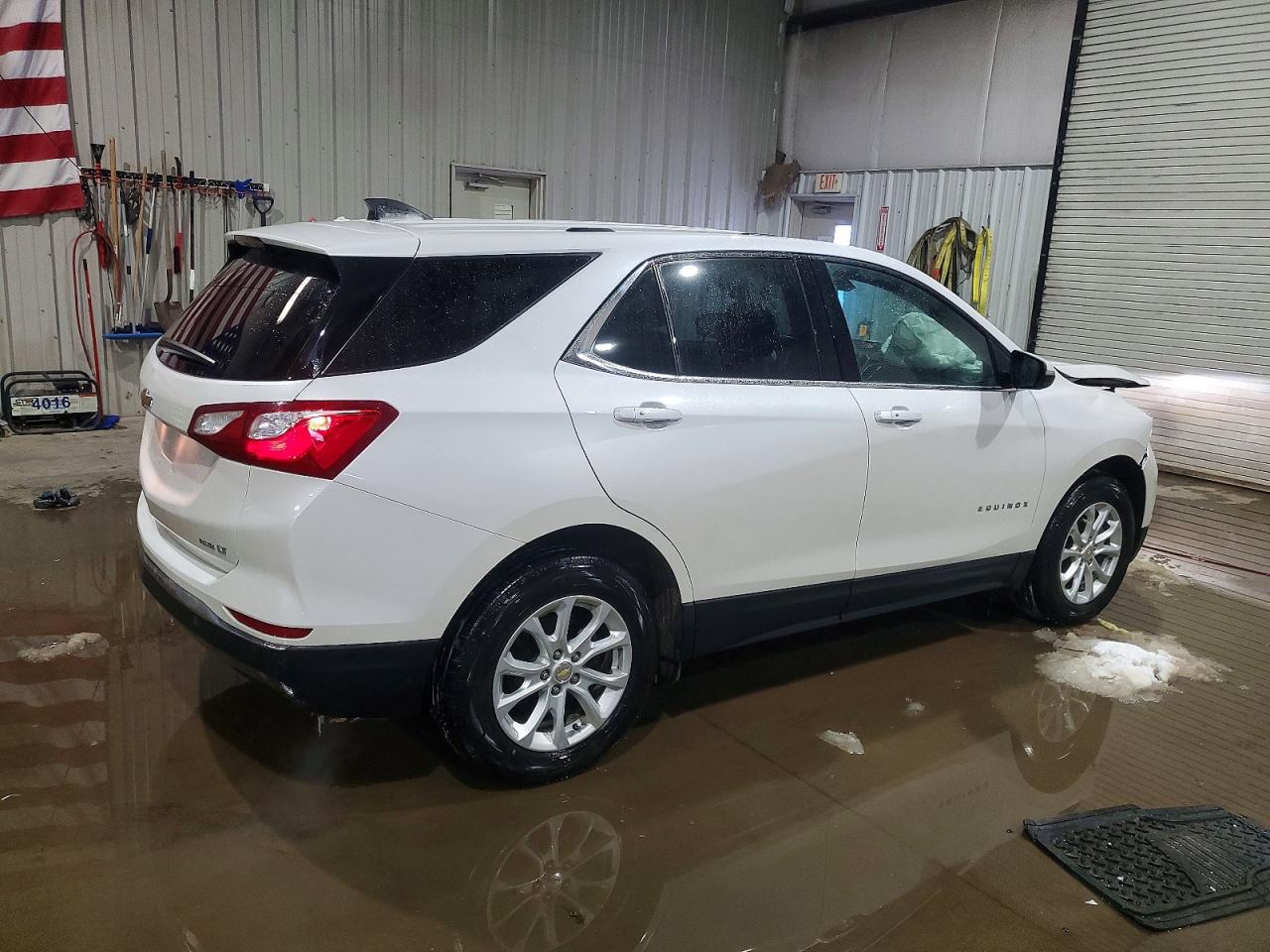 2019 CHEVROLET EQUINOX LT photo 3