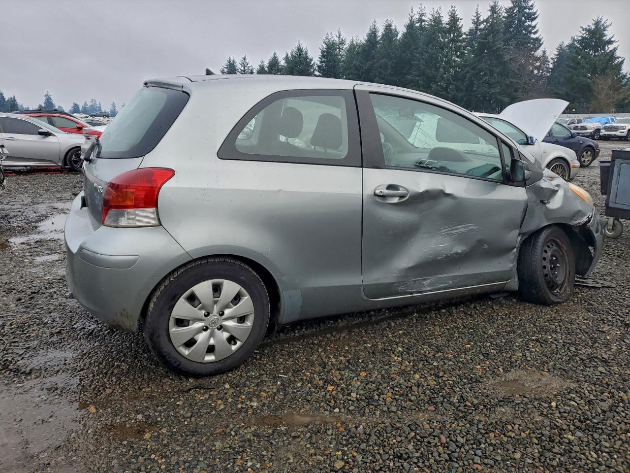 2010 TOYOTA YARIS photo 7