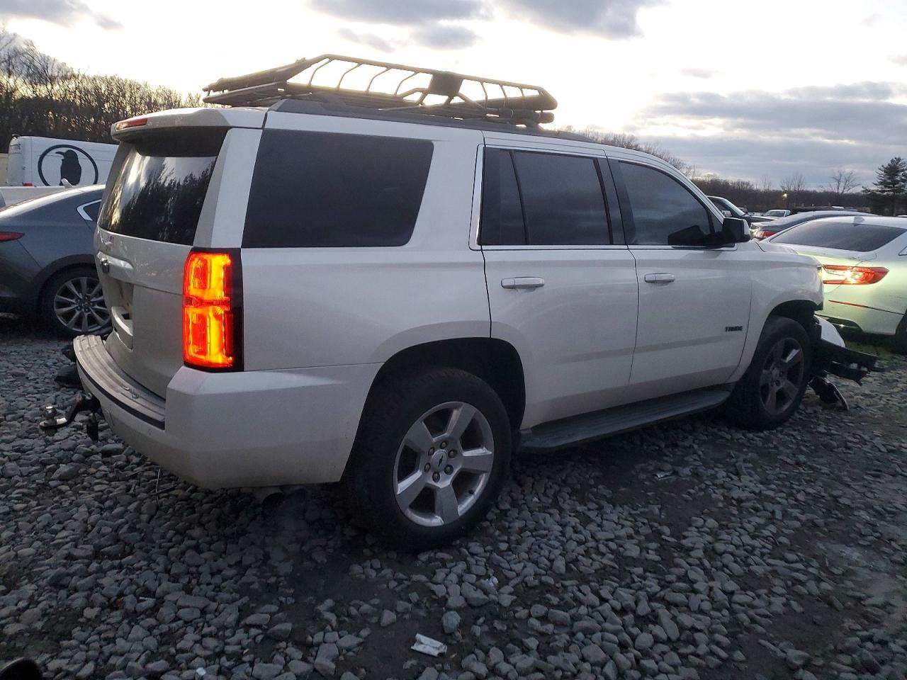 2015 CHEVROLET TAHOE K1500 LT photo 3