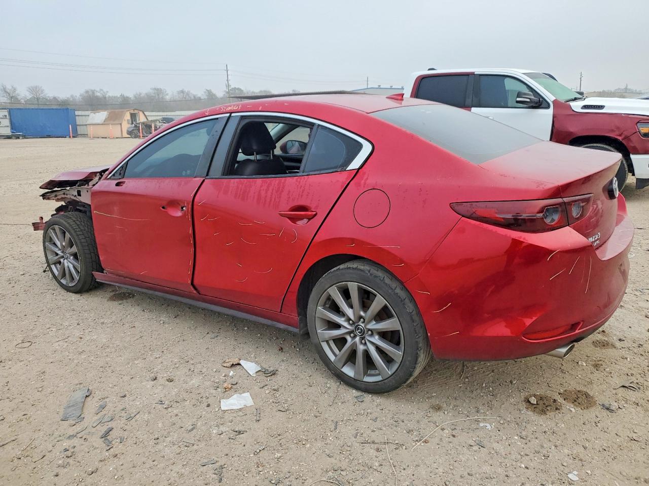 2019 MAZDA 3 PREFERRED photo 2