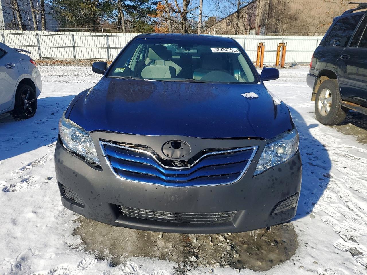 2010 TOYOTA CAMRY BASE photo 5