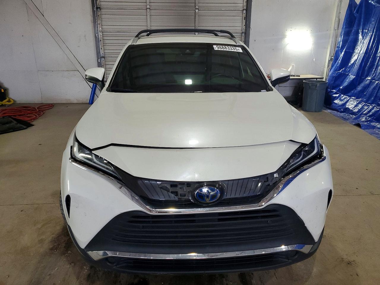 2021 TOYOTA VENZA LE photo 9