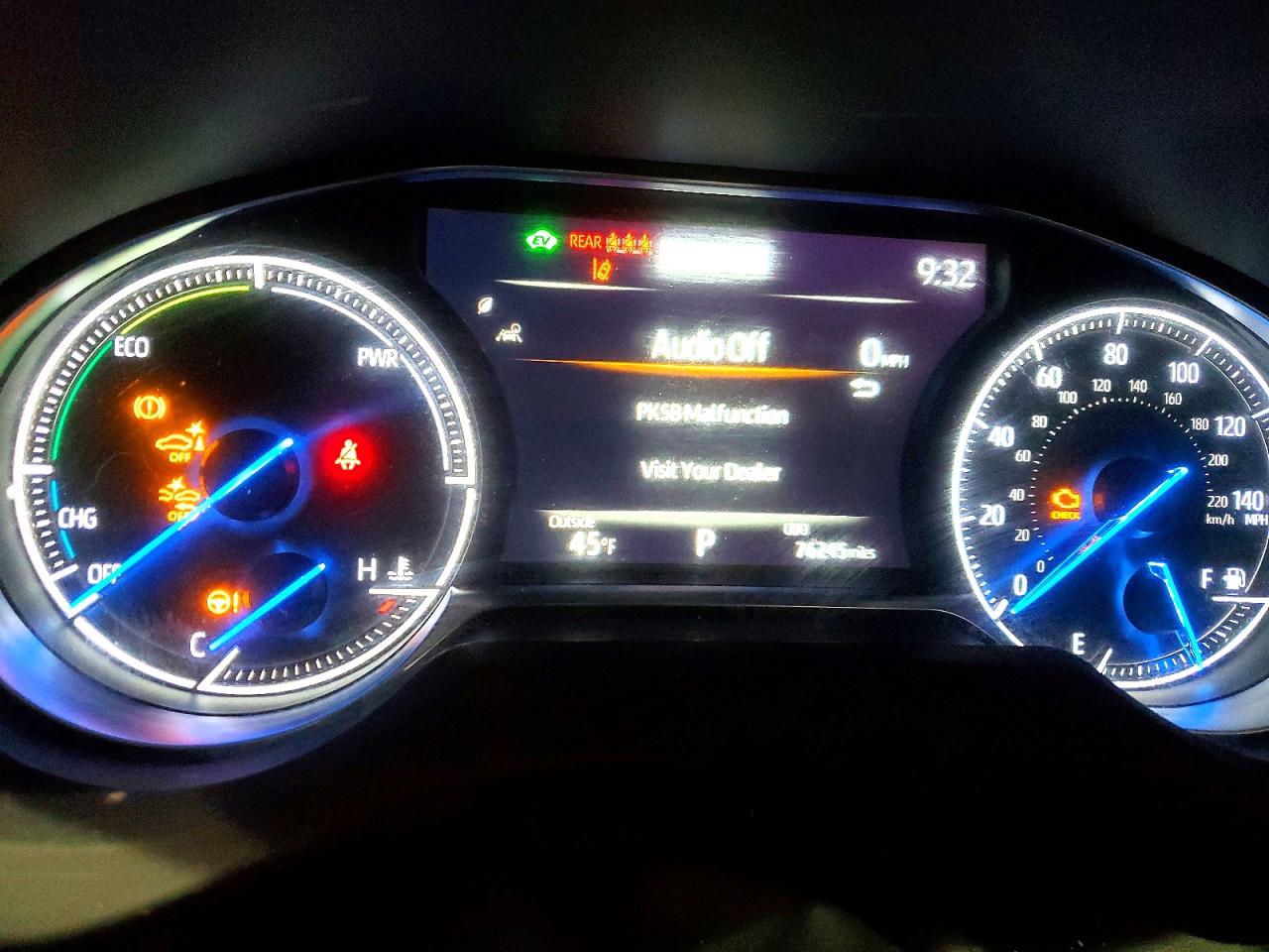 2021 TOYOTA VENZA LE photo 17
