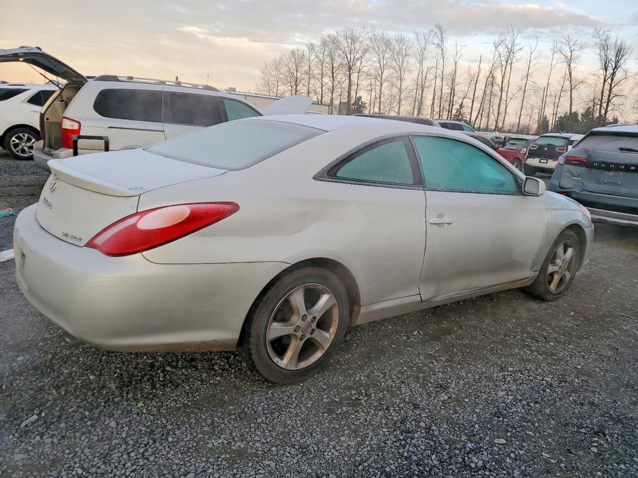 2004 TOYOTA CAMRY SOLARA SE photo 3