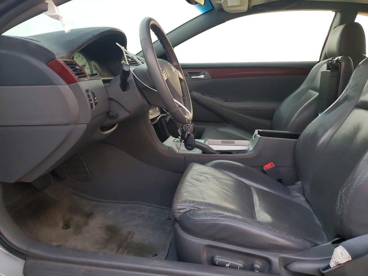 2004 TOYOTA CAMRY SOLARA SE photo 7
