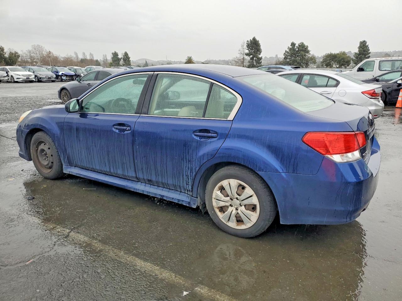 2011 SUBARU LEGACY 2.5I photo 2