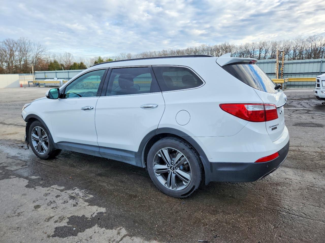 2014 HYUNDAI SANTA FE GLS photo 2