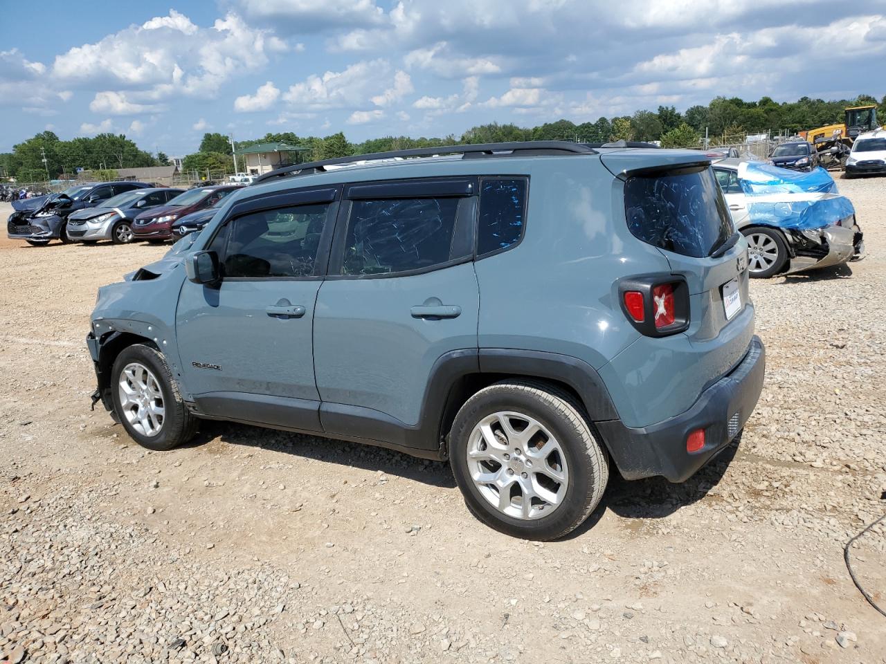 2017 JEEP RENEGADE LATITUDE photo 3