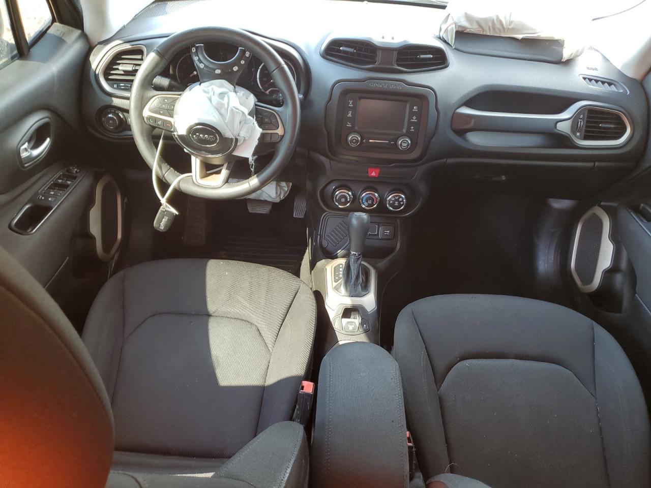 2017 JEEP RENEGADE LATITUDE photo 15