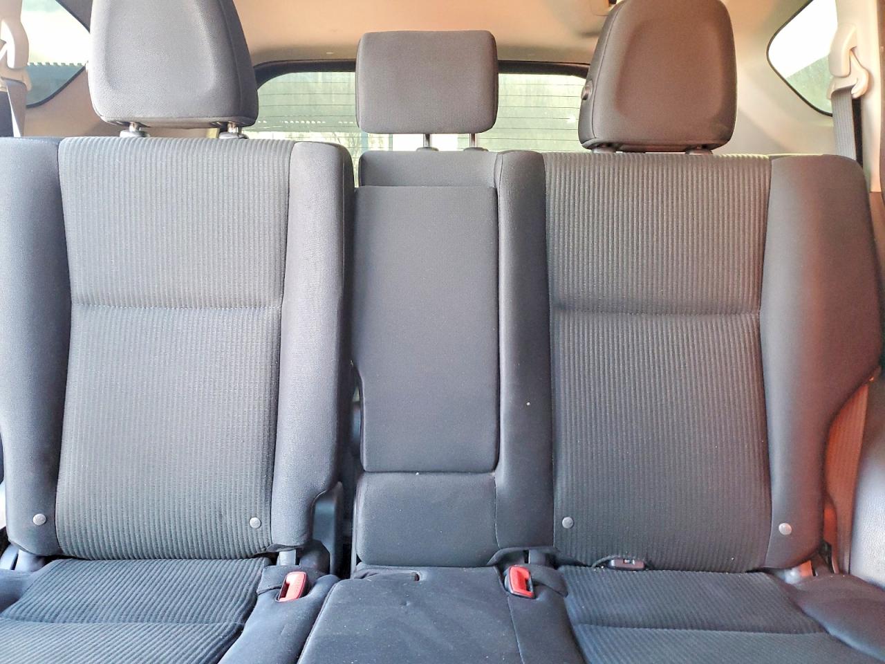 2015 TOYOTA RAV4 LE photo 19